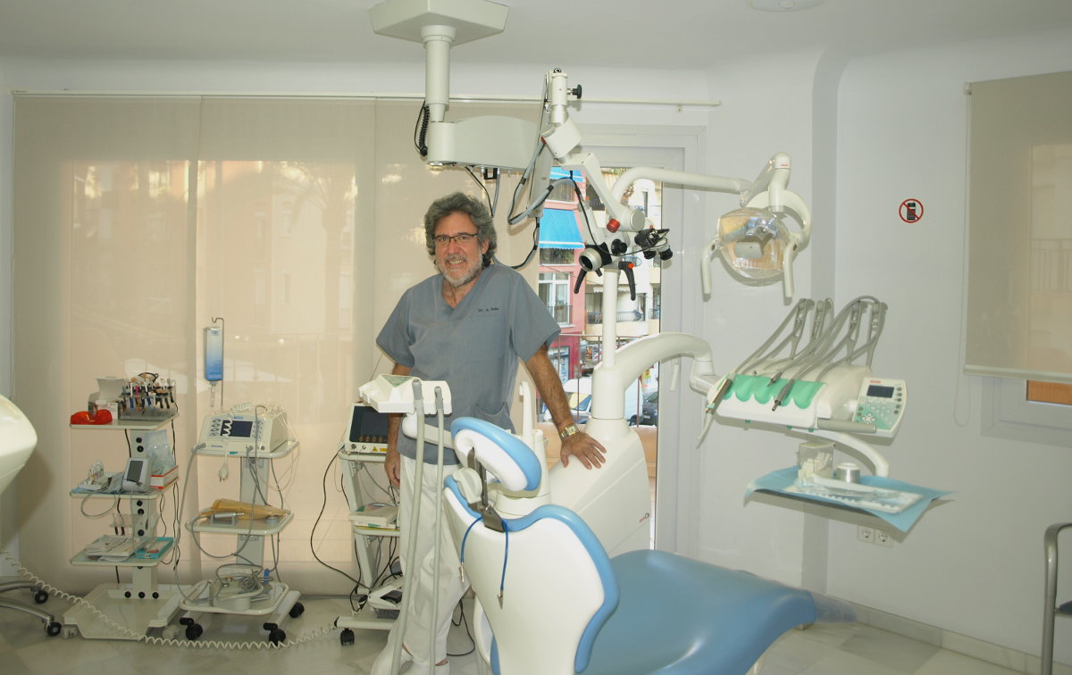 Imagen de las instalaciones de la Clínica Dental Moraira y del Dr. Antonio Sala
